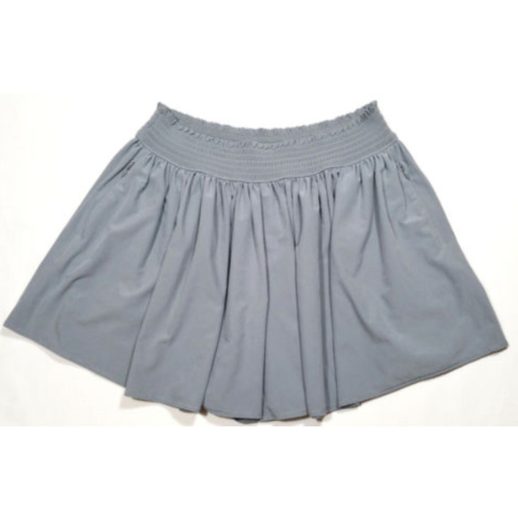 Athleta Pants - ATHLETA Women Sneaky Shorts Flowy Wide Leg 1092E1